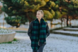 Best Tartan Scarves for Scottish Traditions