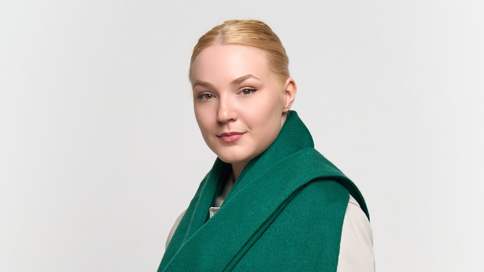 Shop for Festive Christmas Wool Scarves at Great Prices – Order Now