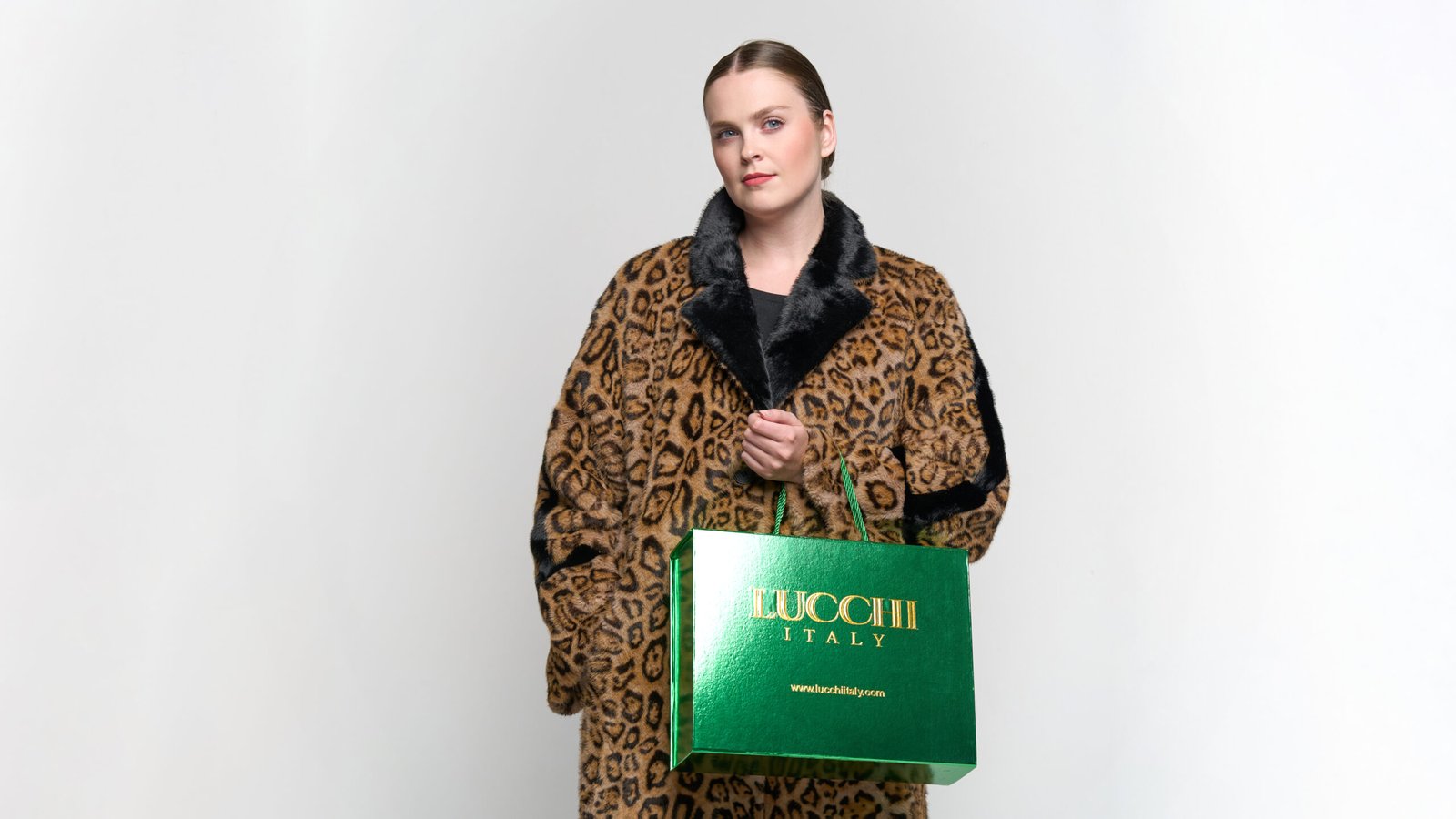 Stay Warm and Festive with Our Christmas Scarves – Shop Now