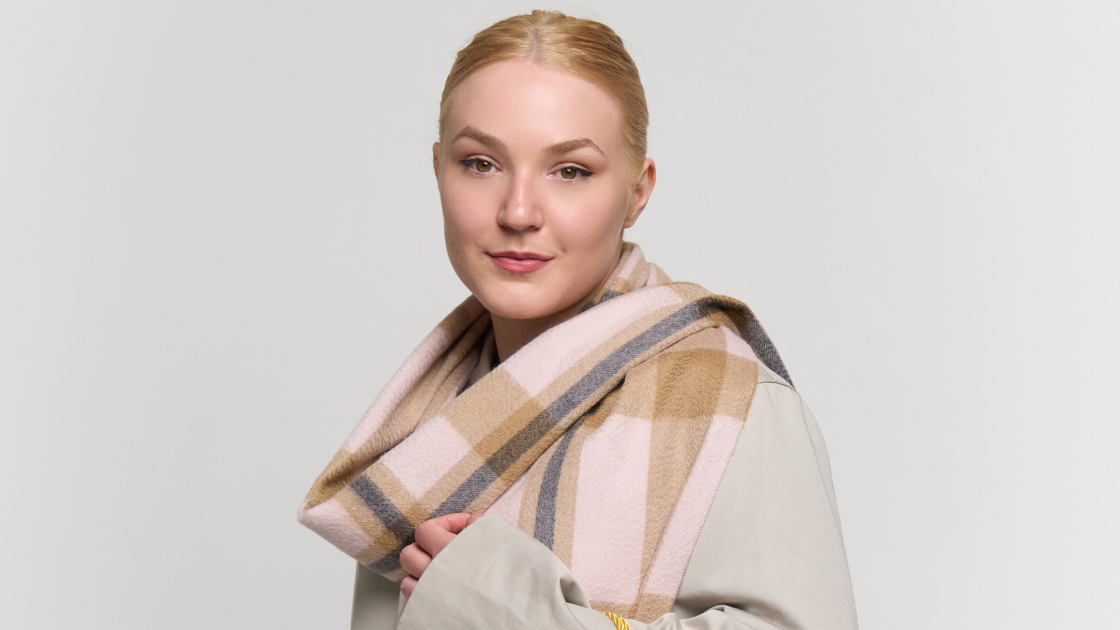 Signature Scottish Cashmere Scarves in Luxury Gift Boxes