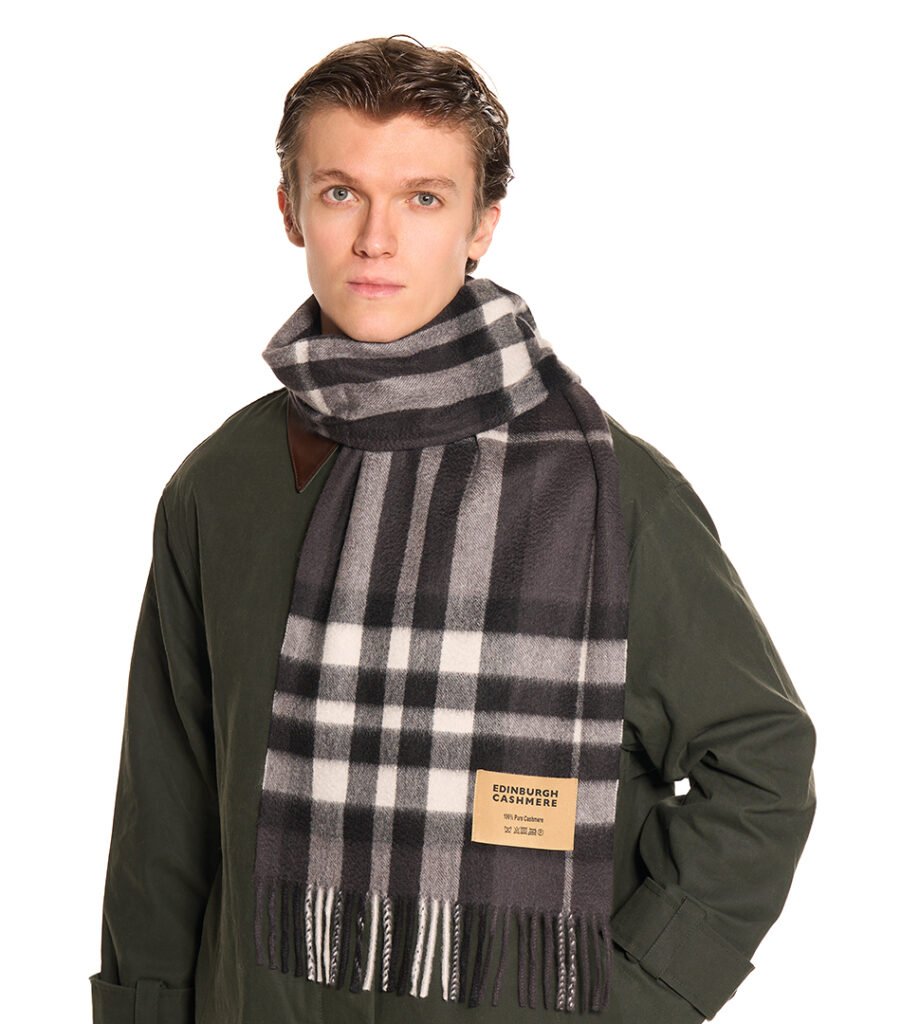 Edinburgh Cashmere DC Check Cashmere Scarf
